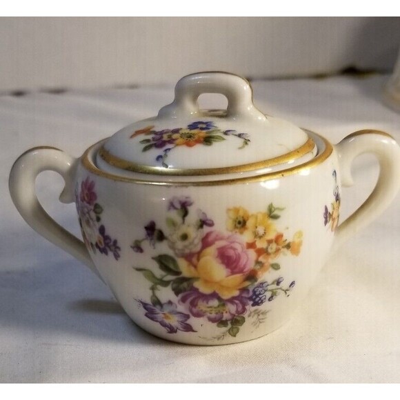 Floral Ceramic Sugar Bowl with Lid - Picture 2 of 6